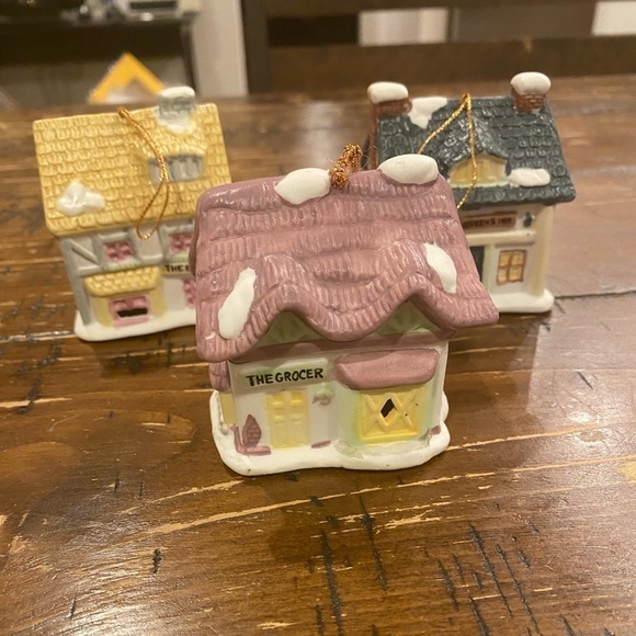 SET of Three Vintage Readers Digest Ceramic Bell Ornaments circa 1991 - Picture 1 of 13